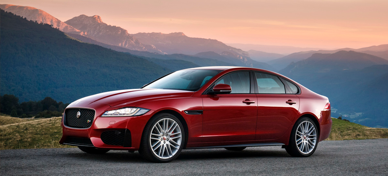 Illustration for article titled The 2016 Jaguar XF Is One Good Gimmick Short Of Perfection